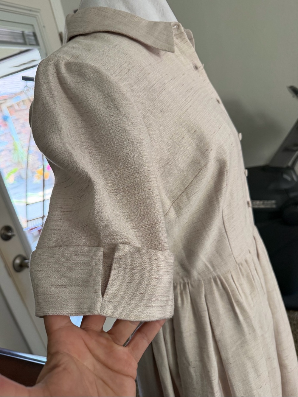 Gal Meets Glam Soft Cream Textured Button-Front Midi Dress - Picture 2 of 9